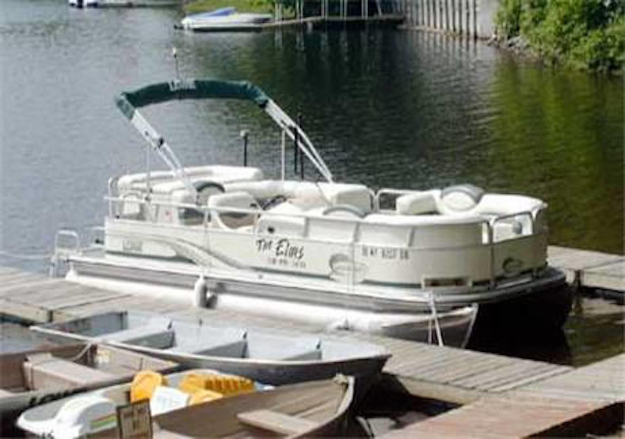 The Elms Waterfront Cottages Lake Luzerne Экстерьер фото