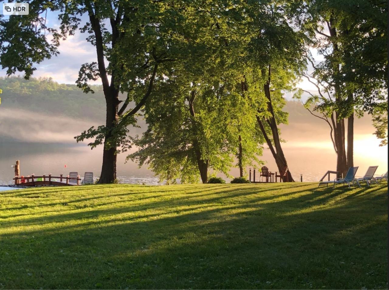 The Elms Waterfront Cottages Lake Luzerne Экстерьер фото